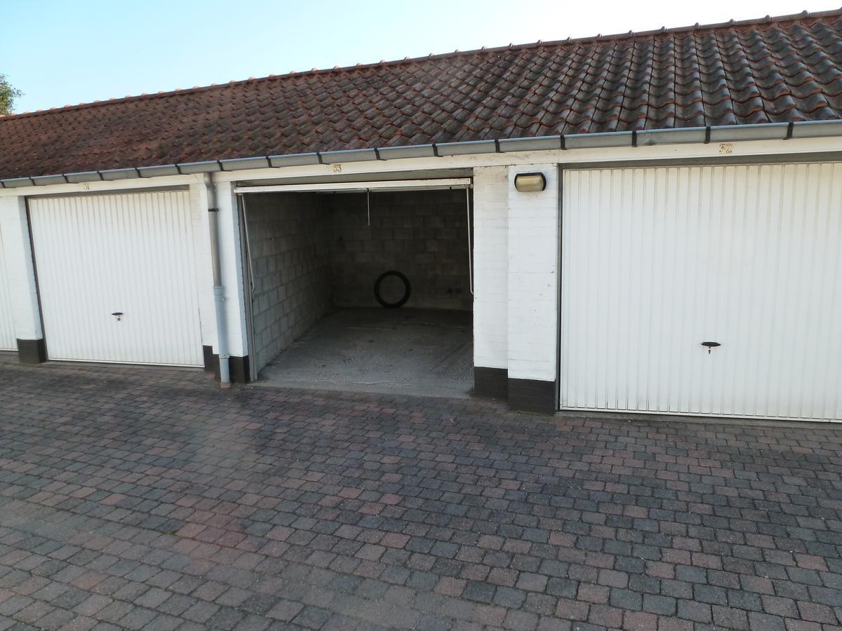 Appartement Anna Paula, In A Beautiful Quiet Street, 2 King Beds-2 Bathrooms & Private Garage *